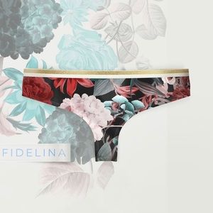 🌹Hydrangea Panty (Thong) - Women/Teenager BNWT